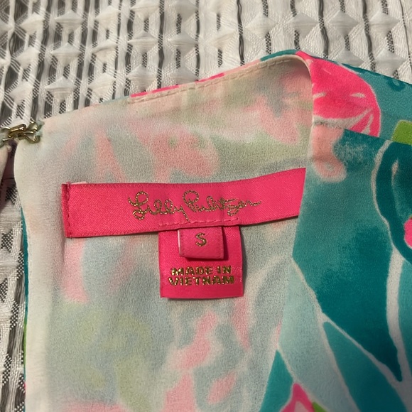 Lilly Pulitzer Lyle Hot on the Scene Hibiscus Flower Tank Top - Picture 3 of 3